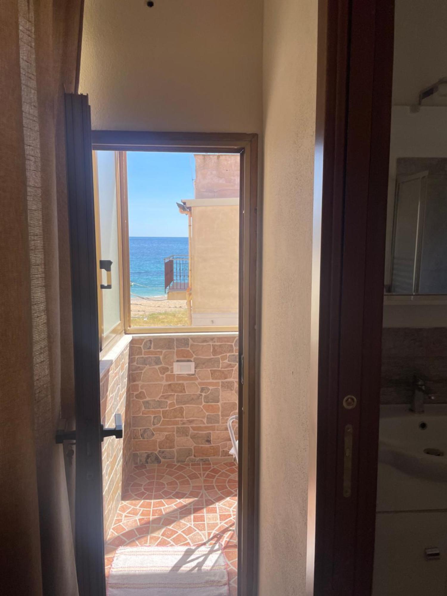 Fronte Mare Arenella Bed & Breakfast Palermo Ngoại thất bức ảnh